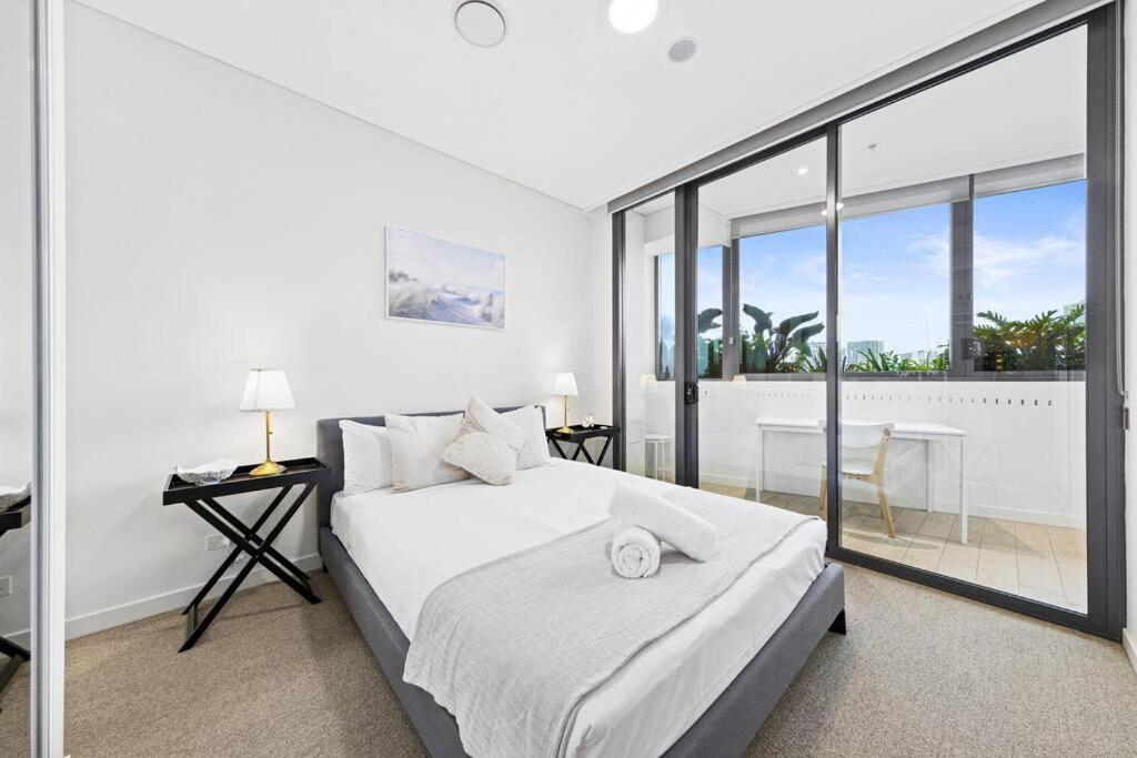 Two Beds Water&bridge View 9th Lv Masterpiece Holi Apartment